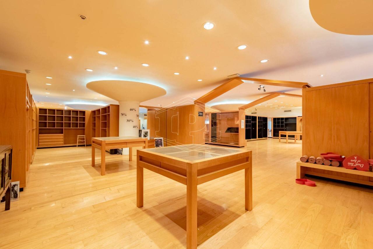 negozio in vendita a Basaluzzo