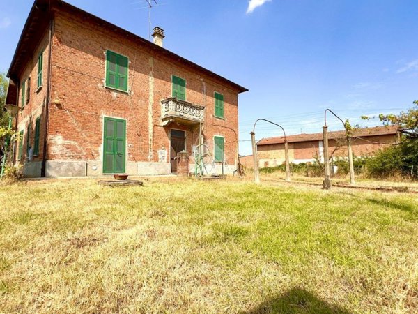 casa indipendente in vendita a Basaluzzo