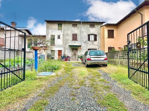 casa semindipendente in vendita a Basaluzzo