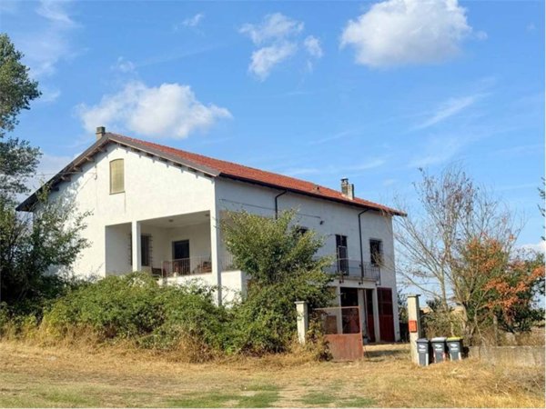 casa indipendente in vendita a Basaluzzo