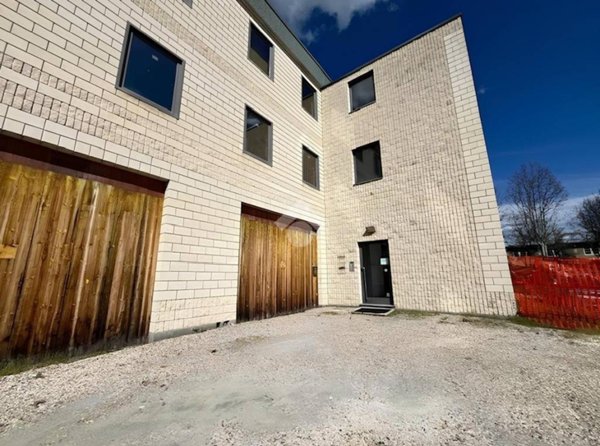 capannone in vendita a Basaluzzo