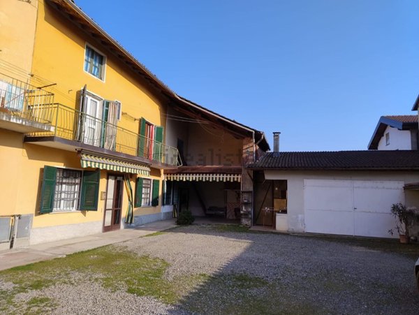 casa indipendente in vendita a Basaluzzo