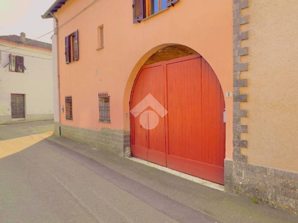 casa indipendente in vendita a Basaluzzo