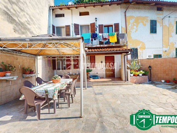 casa indipendente in vendita a Bassignana