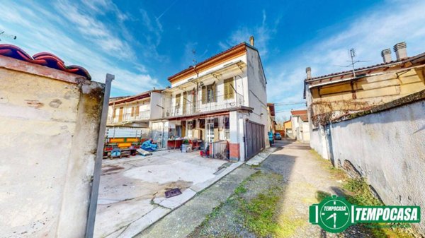 casa indipendente in vendita a Bassignana