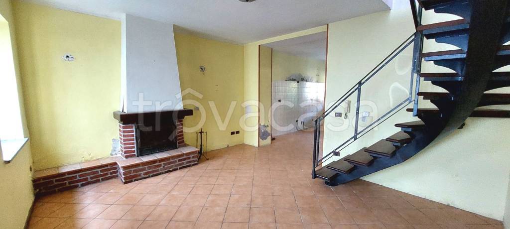 casa indipendente in vendita a Bassignana