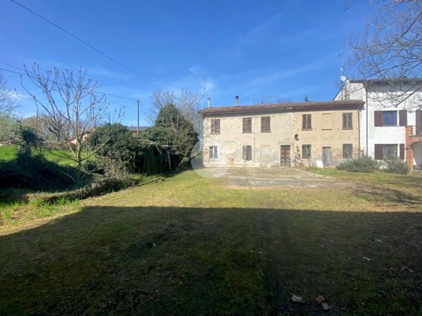 casa semindipendente in vendita a Bassignana in zona Mugarone