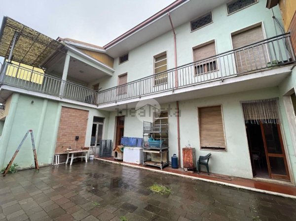 casa semindipendente in vendita a Bassignana