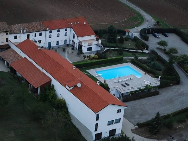 intera palazzina in vendita a Bassignana in zona Mugarone