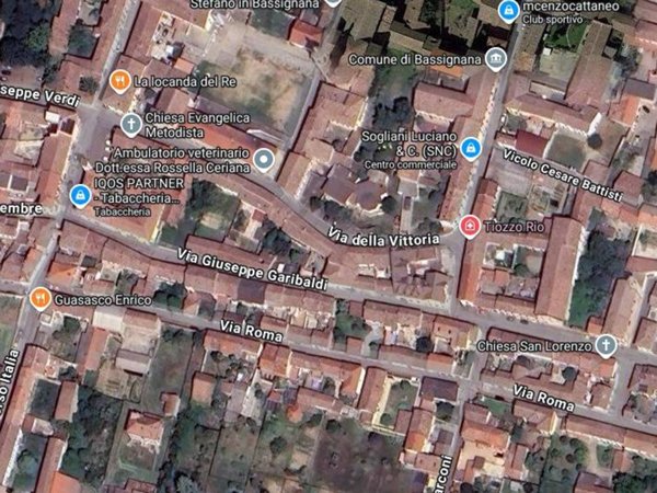 negozio in vendita a Bassignana