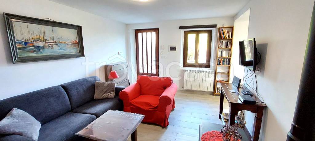 casa indipendente in vendita a Bassignana