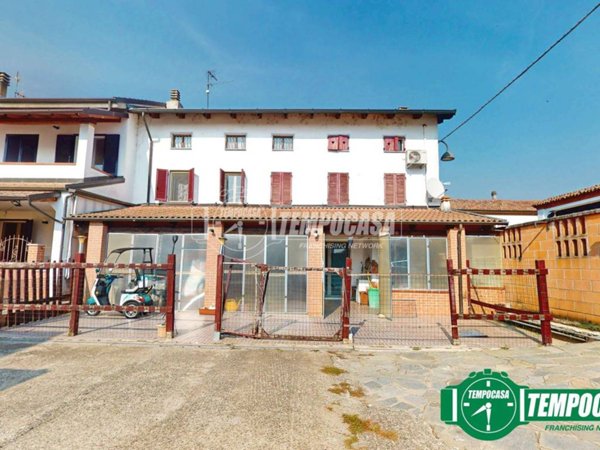 casa semindipendente in vendita a Bassignana