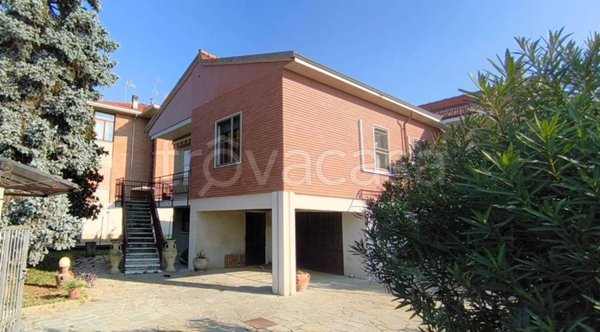 casa indipendente in vendita a Bassignana