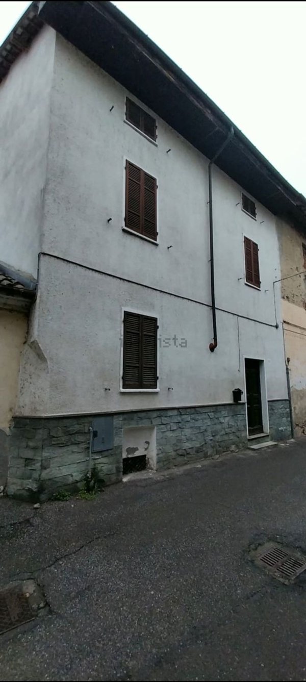 casa indipendente in vendita a Bassignana
