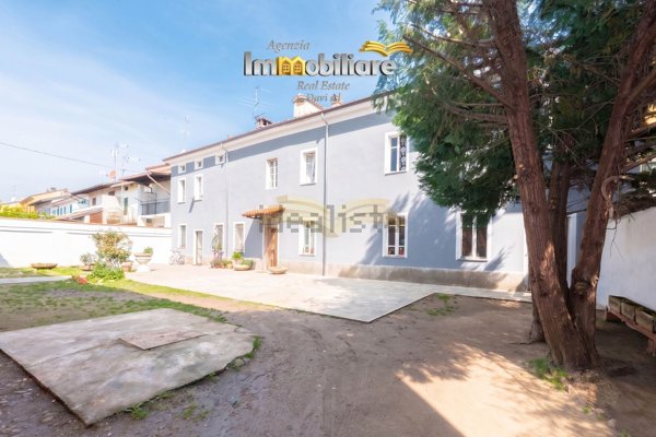 casa indipendente in vendita a Bassignana