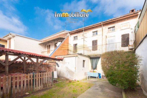 casa indipendente in vendita a Bassignana