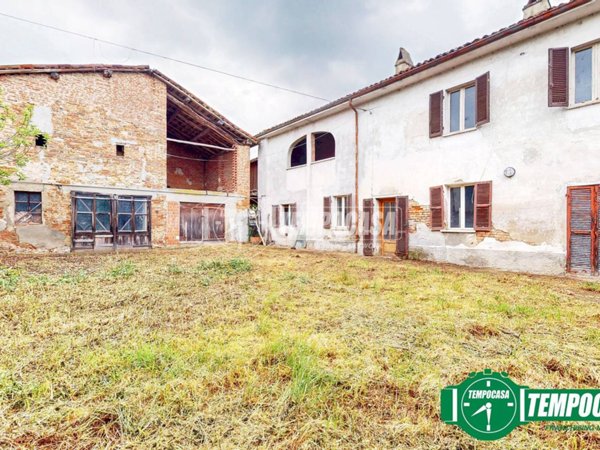 casa indipendente in vendita a Bassignana