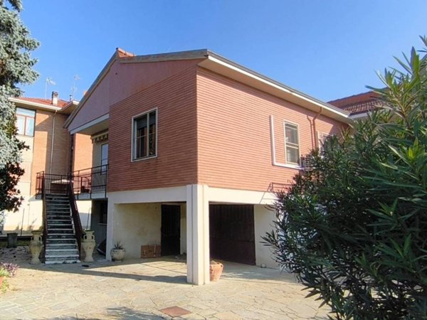 casa indipendente in vendita a Bassignana