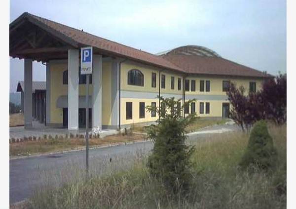 locale commerciale in vendita a Belforte Monferrato