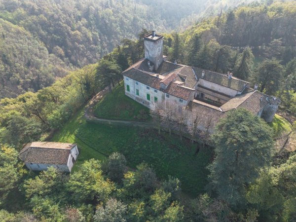 villa in vendita a Belforte Monferrato