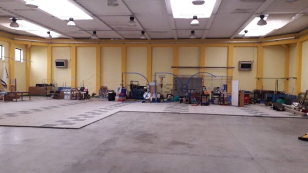 locale di sgombero in vendita a Bergamasco