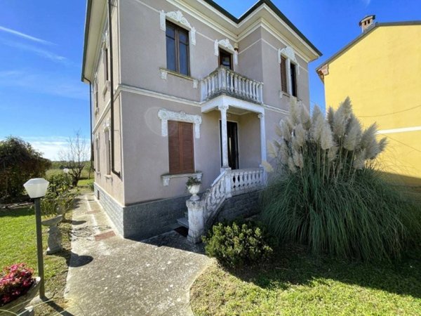 casa indipendente in vendita a Bergamasco