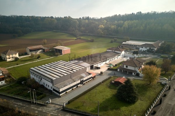 locale di sgombero in vendita a Bergamasco