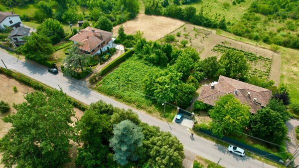 terreno edificabile in vendita a Berzano di Tortona in zona Inselmina