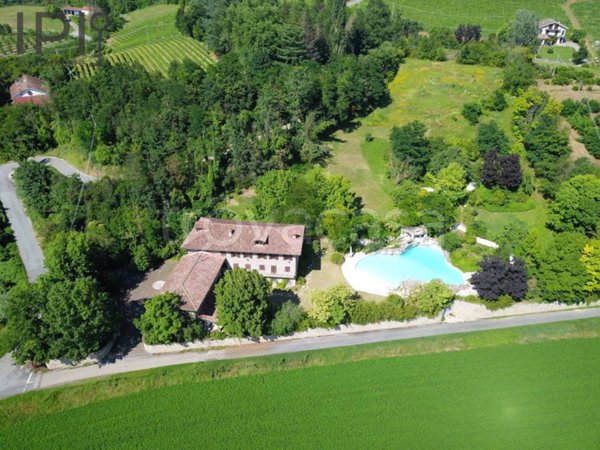 casa indipendente in vendita a Bistagno
