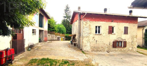 casa indipendente in vendita a Bistagno