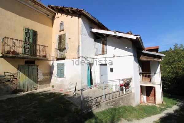 casa indipendente in vendita a Bistagno
