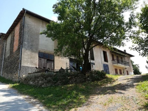 casa indipendente in vendita a Bistagno
