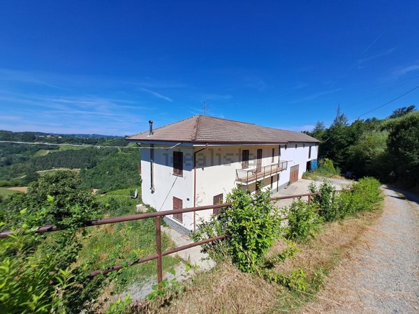 casa indipendente in vendita a Bistagno
