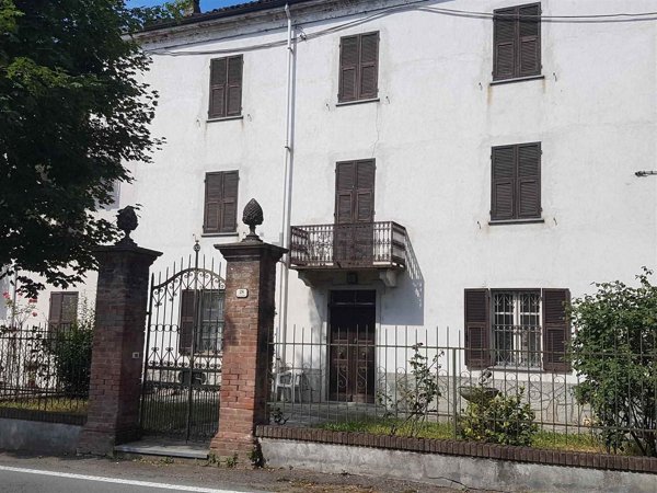 casa semindipendente in vendita a Bistagno