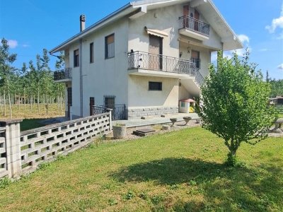casa indipendente in vendita a Bistagno