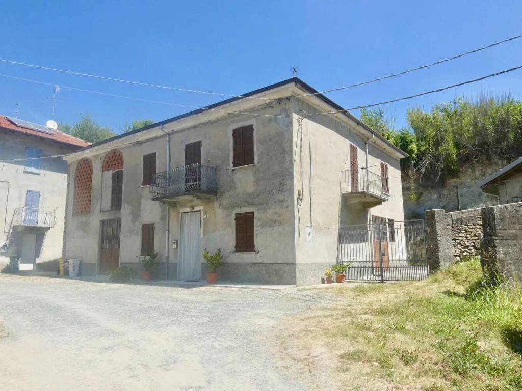casa indipendente in vendita a Bistagno