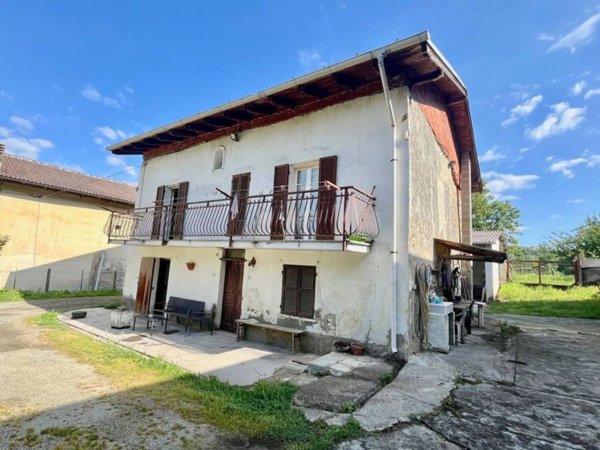 casa indipendente in vendita a Bistagno