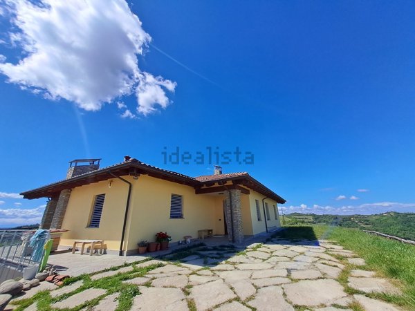 casa indipendente in vendita a Bistagno