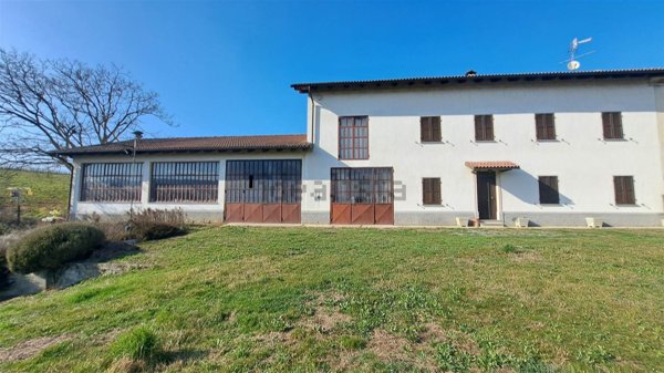 casa indipendente in vendita a Bistagno