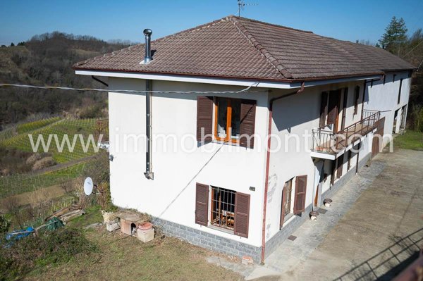 casa indipendente in vendita a Bistagno