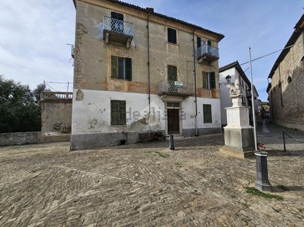 casa indipendente in vendita a Bistagno