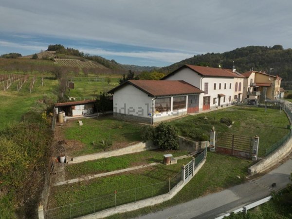 casa indipendente in vendita a Bistagno