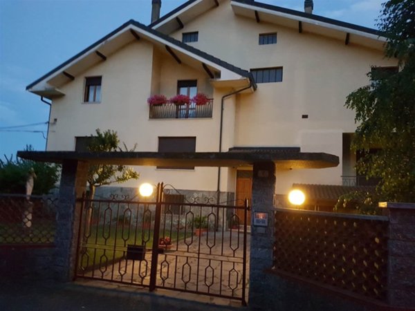 casa indipendente in vendita a Bistagno
