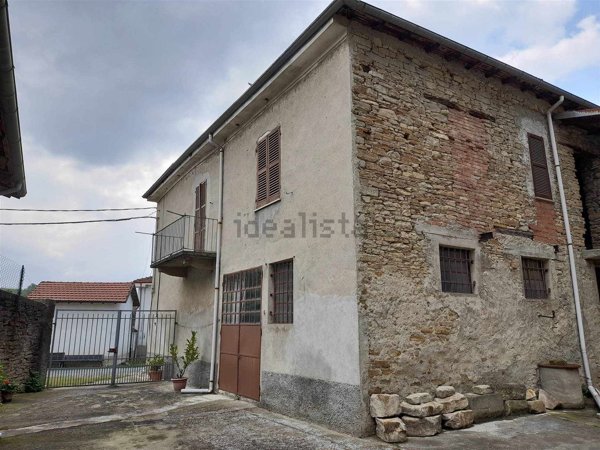casa indipendente in vendita a Bistagno