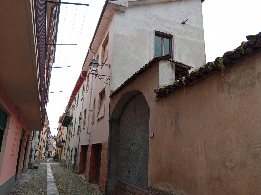 casa indipendente in vendita a Bistagno