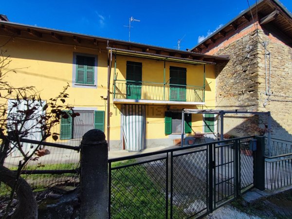 casa semindipendente in vendita a Bistagno