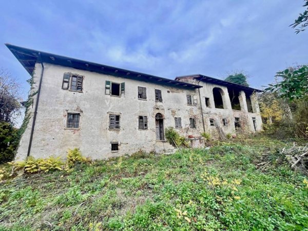 casa indipendente in vendita a Bistagno