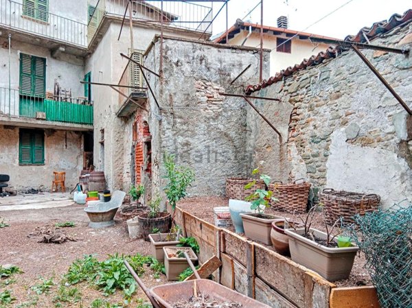 casa indipendente in vendita a Bistagno