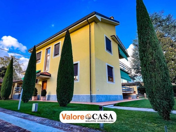 casa indipendente in vendita a Bistagno