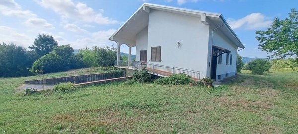 casa indipendente in vendita a Bistagno
